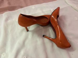 Stylish Orange Patent Heels