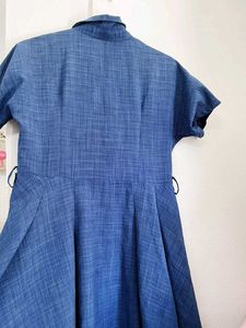 Chic Blue Denim Midi Dress
