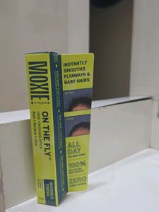 Moxie On The Fly Hair Finishing Stick