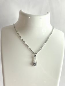 Elegant Water drop design Pendant