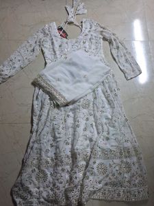 white anarkali suit 34 size