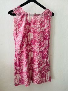 Flowy Pink Leaf Print Sleeveless Top