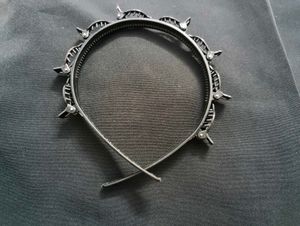 Stylish Black Headband with Claws