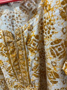 Yellow &amp; White Printed Kurta