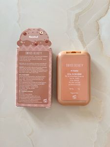 Swiss Beauty Softy Highlighter