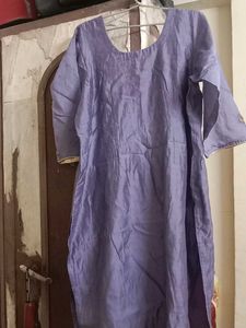 Elegant Lavender Kurta with Gold Embroidery