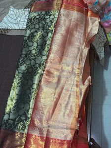 Paithani Golden Saree With Tag
