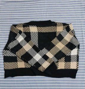 Plaid V-Neck Crop Sweater