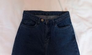 Jeans (Mom Fit) 🎉 Freebies Included 🎉