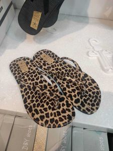 Leopard Print Flip Flops🎀