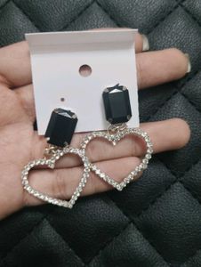 buy 1 get 4 FREE 🥰 Heart Shaped Earrings