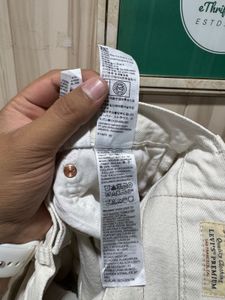 Levi’s 501 Off White Straight Fit Unisex Jeans
