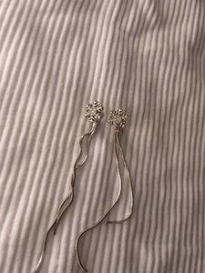 Sparkling Snowflake Dangle Earrings