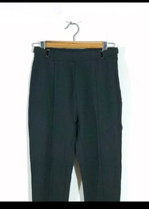 strachable pant