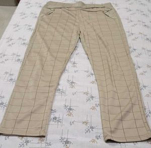 Stylish Beige Check Print Leggings for Women