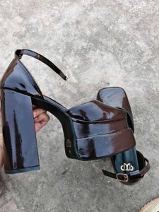 New Stylish Block Heel Sandals