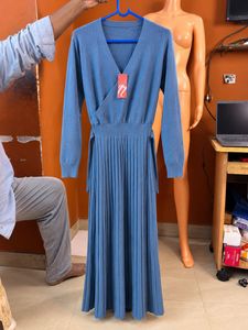 Elegant Blue Wrap Midi Dress