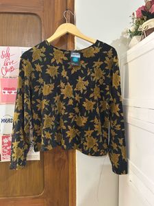 Vintage Floral Print Long Sleeve Top