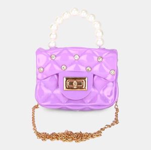 Cute Pearl Handle Quilted Handbag
