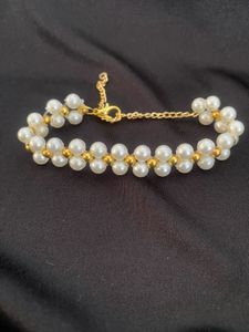 Pearl and Gold Beaded Bracelet
