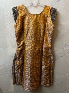 Tarun Tahiliani Designer Beautiful Gold Kurta