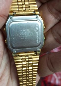 Vintage Gold Casio Orignal World time Watch