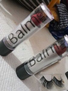 theBalm Lipstick