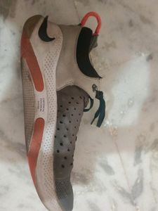 NIKE AIR ZOOM SHOES