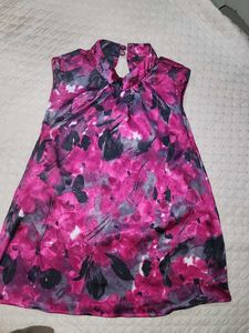 Floral Print Sleeveless Top
