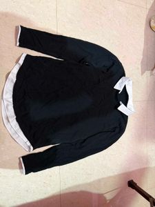trendy top