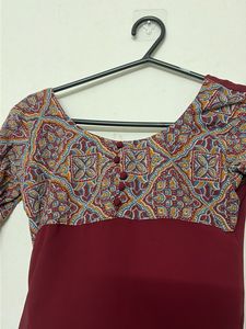 Maroon Kurta with Printed Sleeves