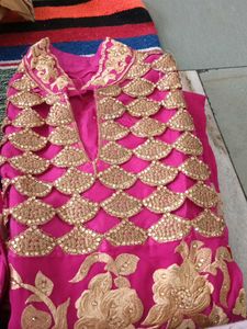 Elegant Pink &amp; Gold Embroidered Kurta Set