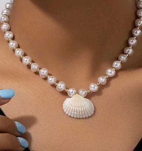 Pearl Shell Necklace