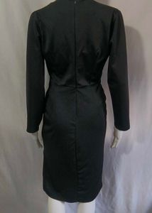 Chic Black Long-Sleeve Dress