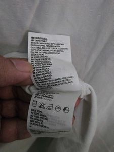 H&amp;M Solid Off-White / Cream Long Fit T-Shirt