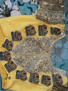Elegant Yellow Saree with Elephant Motif