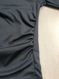 Chic Ruched Long Sleeve Top