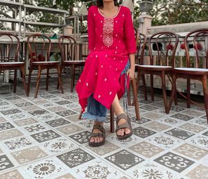 Vibrant Pink Embroidered Kurta n wide leg plazzo