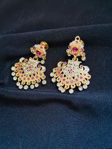 vintage Exquisite Gold-Plated Dangle Earrings