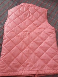 New Benetton 💗   quilted padded jacket for girls (Original United colours of benetton 💯)