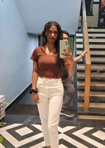 White High-Waisted Jeans