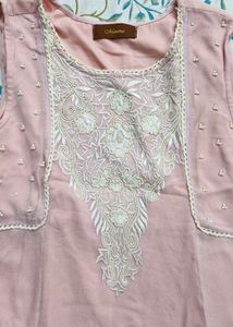 Elegant Pearl Work Kurti In Excellent Condition