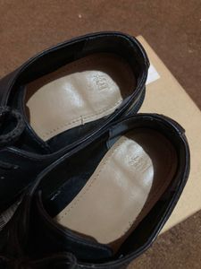 H&amp;M Black Lace-Up Oxford Shoes
