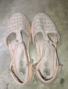 Comfortable  - Set of 2 Pairs