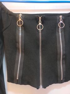Black Crop Top With Zip