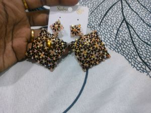New Black 🖤 Ear Rings