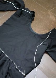 Nayra Cut With Pant