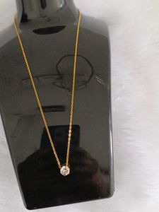 Elegant Gold Solitaire Necklace