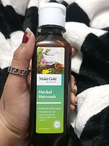 Mukti Gold Herbal Hairwash