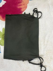 SHEIN Green Ribbed Tube Top (backless)